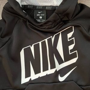 Nike dri fit hoodie for boys